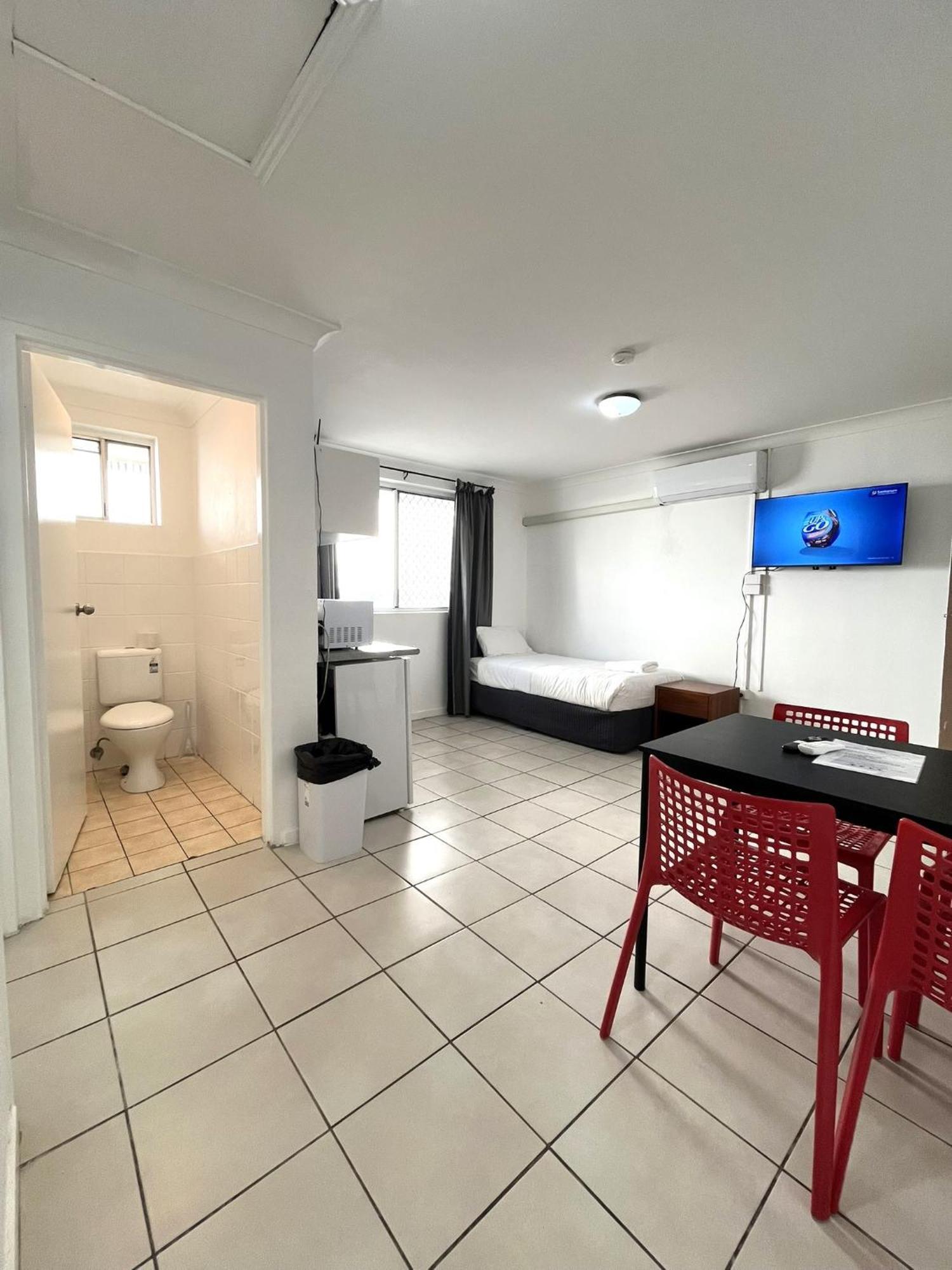 Browns Broadbeach Gold Coast Exterior photo
